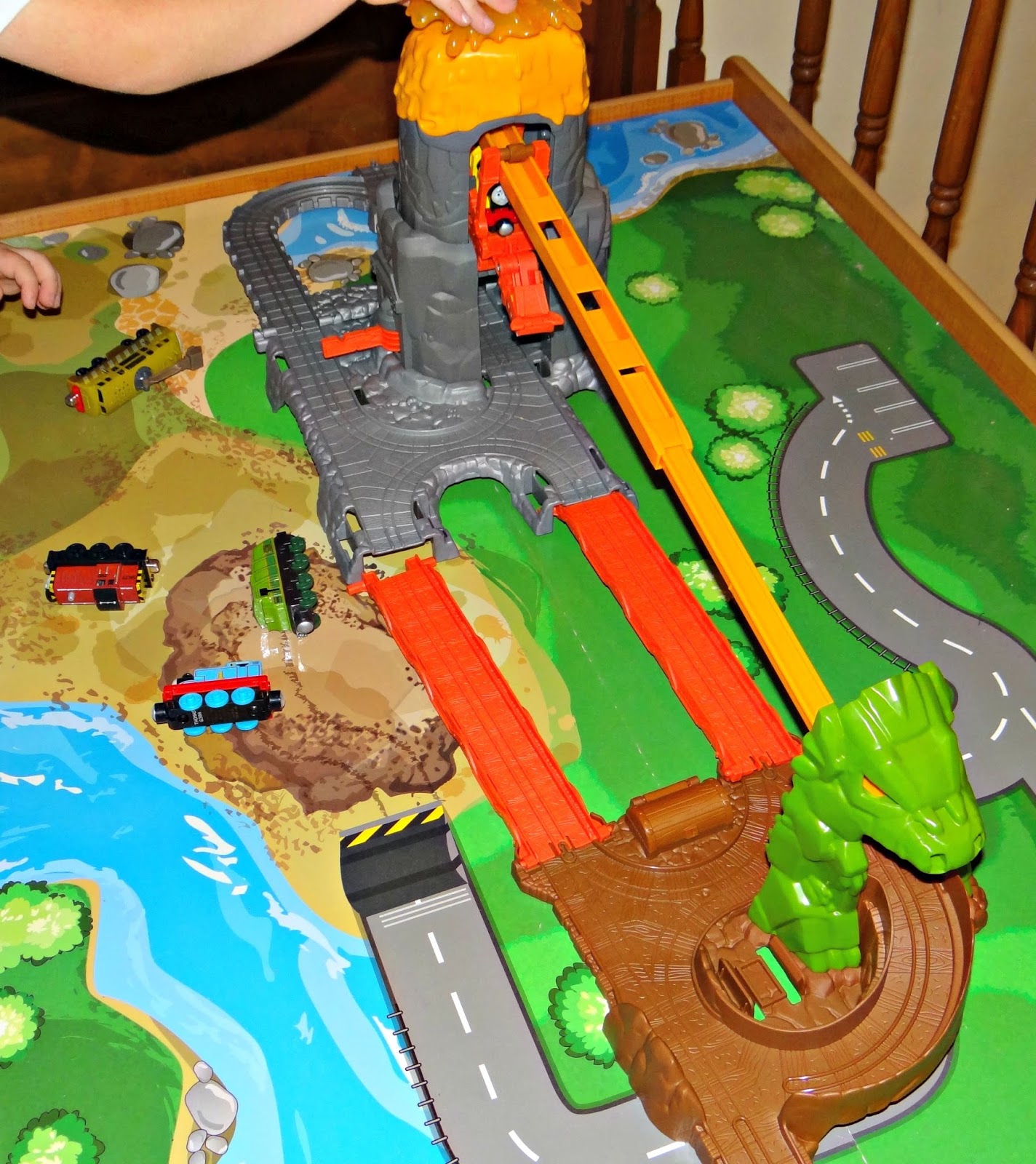 Life Unexpected The Thomas Friends Take n Play Daring Dragon